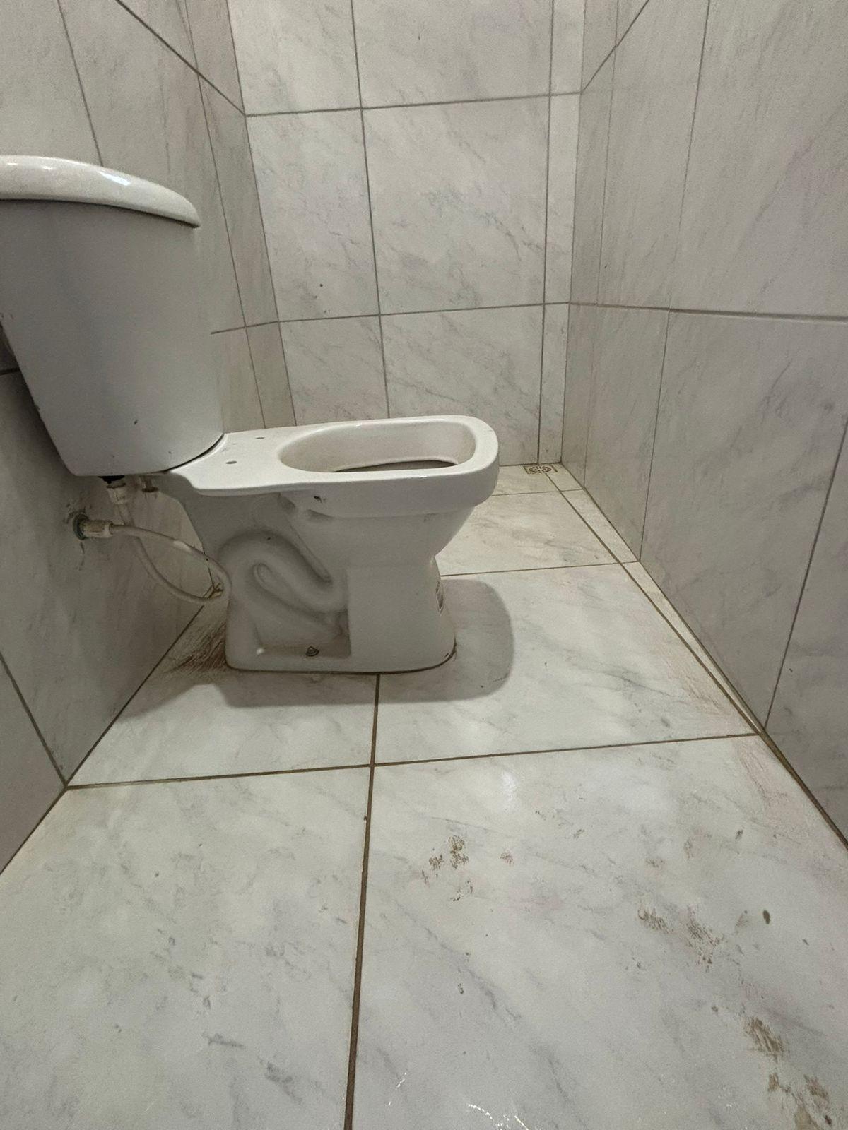 3 KITNETS A VENDA OU PERMUTA EM CHÁCARA