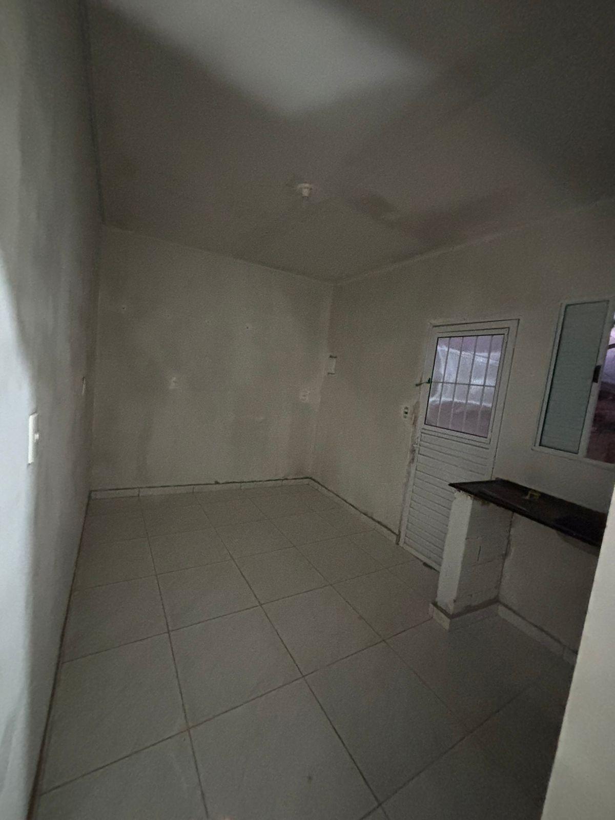 3 KITNETS A VENDA OU PERMUTA EM CHÁCARA